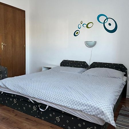 Hotel Gyoergyi Haus à Bük Extérieur photo